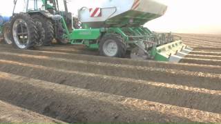 Potato cup planter and potato belt planter by AGRONOMIC [upl. by Anyaj]