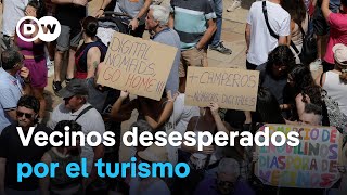 El Reportero  Protestas en España contra la masificación turística [upl. by Otilopih]