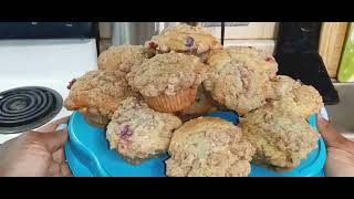 HOW TO MAKE THE BEST YOGURT BERRY MUFFINS WCRUMBLE TOPPINGHow to bake muffinsMuffins recipe easy [upl. by Mullac]