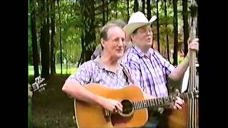 Mike Higgins Buzz Matheson with Dave Clark  amp Ray Sponaugle Bluegrass Jam 1998 [upl. by Ainolopa]