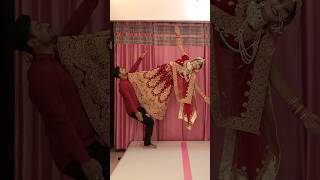 Dulhan hawa mai kaise khadi hai 😳😳 shalukirar stunt stuntwork flexibility shorts [upl. by Ansela]