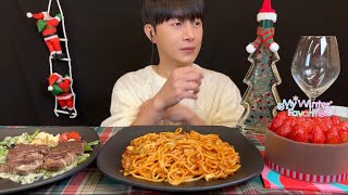 크리스마스🎅🏻🎄 살치살 스테이크 라구 파스타 투썸 스초생 케이크 먹방 Christmas🎅🏻🎄steak pasta strawberry chocolate cake [upl. by Annoyt]