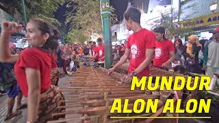 MUNDUR ALON ALON Angklung Carehal  Nyanyi Bareng Kualitas Musik Tambah Asik Angklung Malioboro [upl. by Adam]