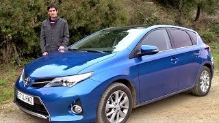 Toyota Auris  Prueba  Test  Review en español  cochesnet [upl. by Fini]