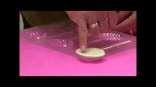 Using chocolate and fondant in candy and silicone molds Tip and Tricks by Susan Carberry [upl. by Anirtek993]