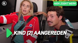 9 uur levens redden met de ambulance  NIEK ZOEKT WERK S02 6  NPO 3 [upl. by Webster]