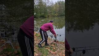 Deuxième départ denduro après 2 heure de peche ces bon sa 💪💪 pecheurfishingcarpfishing pêche [upl. by Lumbye991]