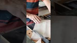 Como cortar peça REDONDA na serra de bancada woodworking whatsappstatus diy [upl. by Takeshi730]