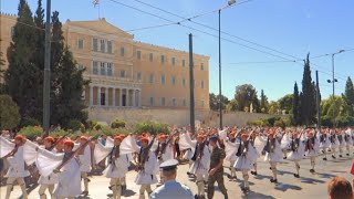 Ολόκληρη η Προεδρική Φρουρά παρελαύνει και το κοινό αποθεώνει τους Εύζωνες  Tv Shots [upl. by Ziguard855]