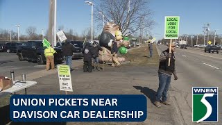 Union pickets near Davison car dealership [upl. by Doroteya]