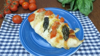 Caprese Chicken a delicious dish that’s ready in just a few minutes [upl. by Bassett]