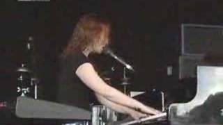 Tori Amos  Cornflake Girl Glastonbury 98 [upl. by Yrok]