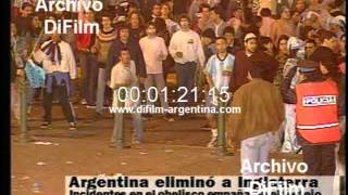 DiFilm  Argentina elimina a Inglaterra incidentes en el Obelisco 1998 [upl. by Ynaitirb372]