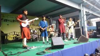 Patha Bhavan School Band performing live at Udaan 16 [upl. by Nageam629]