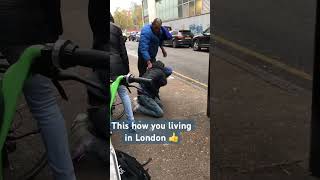 This how you living in London londonlife london uk viralvideo totorial [upl. by Zealand]