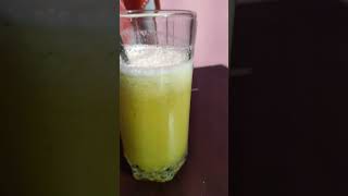 Fresh pineapple juice [upl. by Kazimir]