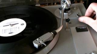 Garrard GT201 Turntable [upl. by Saretta114]