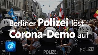 Berlin Polizei löst CoronaDemo auf [upl. by Munt921]