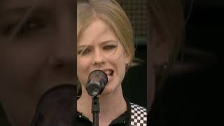 Avril Lavigne  My Happy Ending Party In The Park 2004 avrillavigne princestrust [upl. by Coridon]