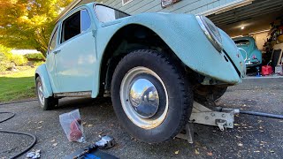 Throwing some Empi style 5 spokes on the 1965 Bahama Blau VW Bug [upl. by Aihsal]