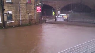 Sowerby Bridge Boxing Day Floods Calderdale West Yorkshire 261215 [upl. by Micaela]