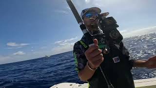 UNSTOPPABLE MONSTER No Line Giant Bluefin Tuna Smokes 450m [upl. by Jumbala]