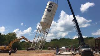 Lifting cement silo [upl. by Gwen]