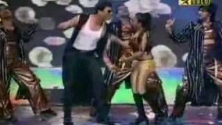 Akshay Kumar Paisa Paisa Song Perfomance at Sabse Favourite Kaun 2010 [upl. by Ahsieyk]