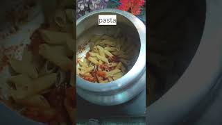 Cooker m pasta recipe 😍bo bhi 5 min m 😇 tasty  desi style  pasta  short Akanksha yadav [upl. by Crocker]