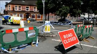 Police seal off the Staffordshire Knot Pub in Darlaston [upl. by Lizbeth]