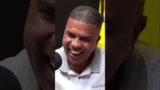 LEANDRO IMITA EVARISTO DE MACEDO EM RESENHA SURREAL NO VITÓRIA 😂😂resenha futebol shorts cortes [upl. by Nwahsel]