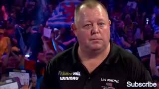 Mervyn King priceless reaction to Simon Whitlock 148 checkout [upl. by Irmgard]