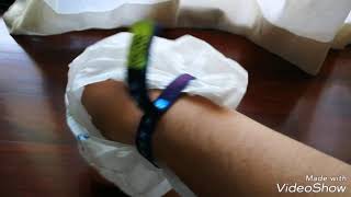 How to Easily Remove Your Music Festival Wristbands Without Cutting or Injury [upl. by Fabiola]