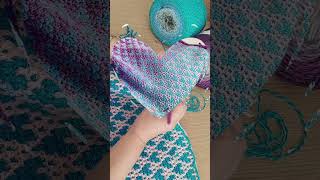 Cute mosaiccrochet baby blanket pattern stepbystep BebaBlanket [upl. by Bertasi564]