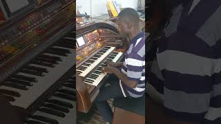 Ukarimu wa Bwana Yesu Loyaly Organ [upl. by Oderf]