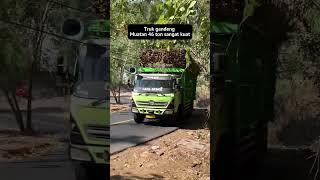 TRUK GANDENG KLAKSON KAPAL FERI TERBARU [upl. by Llerref]