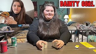 500 LB DaintyLYNN cant finish one burger [upl. by Nahte]