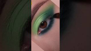 green eye makeup eye shadow eye makeup tutorial ytshorts youtubeshorts viralshorts youtube [upl. by Wall]