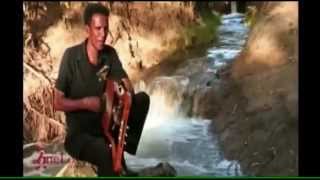 Eritrean Music  Amanuel Weldegabr Momonabetu [upl. by Tracee86]