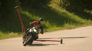 ADAC MotorradKurven und SchräglagenTraining  ADAC Fahrsicherheitszentren Südbayern [upl. by Goodman286]