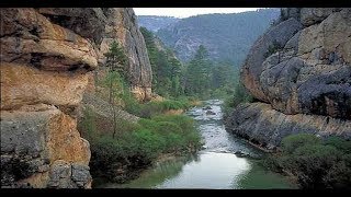 Alto Tajo quot El Rio quot  Guadalajara  Puerta Natural  Natural Gates   España a la Vista [upl. by Heise]