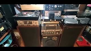 BAFLES AUDIOFILOS RECTILINEAR III quotHIGHBOYquot AMPLI SONY TA 1144 TECHNICS SL 1700 MUSIC  BOHANNON [upl. by Landbert]