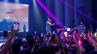 Manos rotas  Morad en VIVO  Teatro Coliseo 2024 [upl. by Issim]