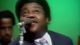 Fats Domino  quotVoor De Vuist Wegquot including concert afterwards Dutch TV  March 19 1976 [upl. by Brookes]