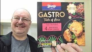 Youngs Gastro Thai Inspired Fish Cakes  Limited Edition  Food Review [upl. by Naej211]