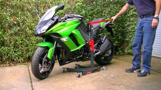 wwwBikeTowerde Zentralständer Kawasaki Z1000SX 2011avi [upl. by Aihseyn]