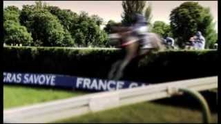 Bande Annonce Gras Savoye Grand SteepleChase de Paris 2013 [upl. by Franny]