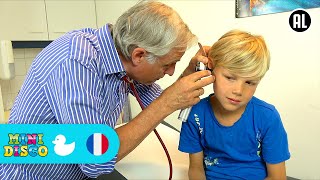 MALADE  Chansons pour Enfants  Les Comptines  Chez le Docteur  Minidisco [upl. by Volkan]