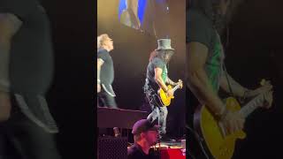 Big finish from Axl Rose at the end 🤩😍 [upl. by Jaddan]