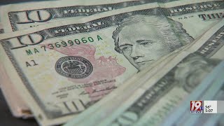 Federal Workers Could See Pay Raise  March 9 2023  News 19 at 500 [upl. by Llemrej]